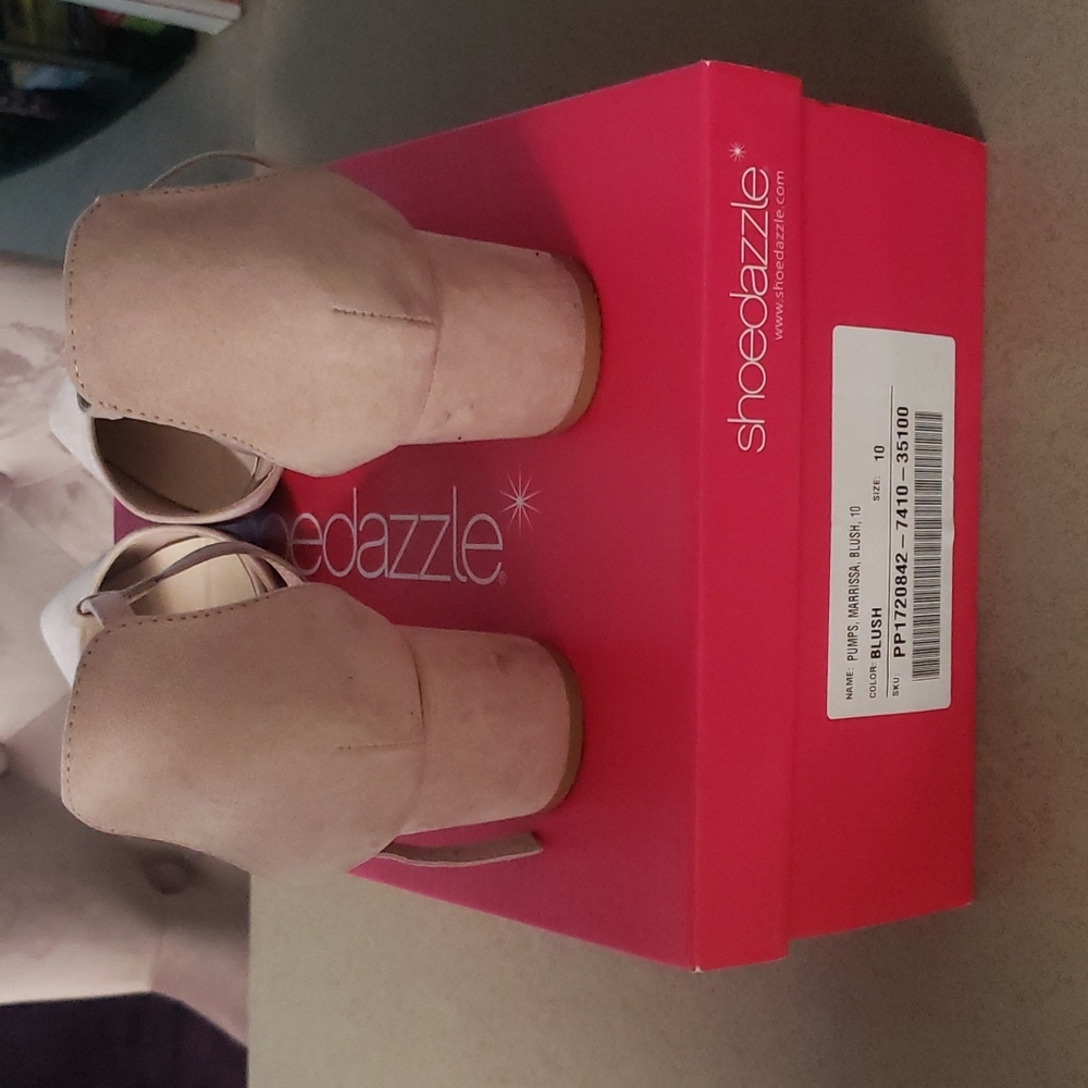 Shoedazzle - Picture 3 of 3